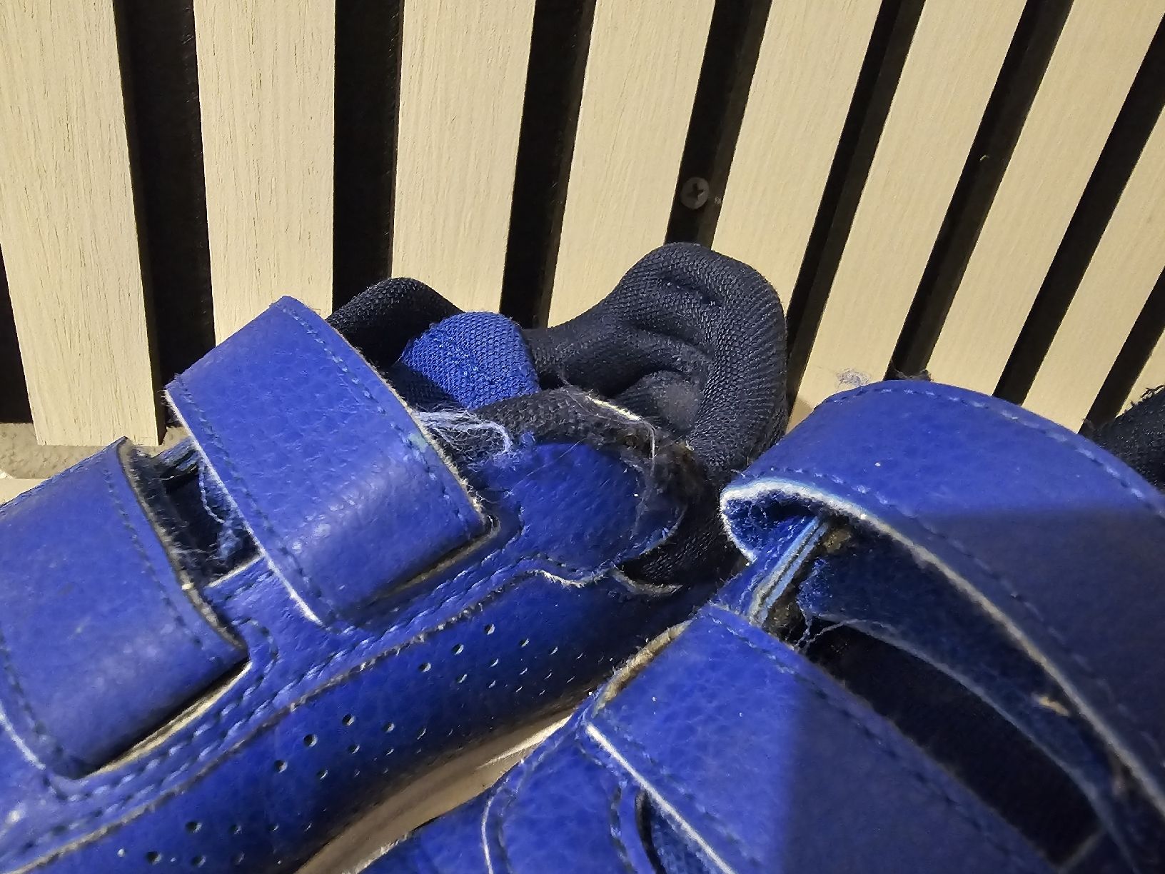 Adidas Scarpe per ragazzi: Adidas Schuhe in 29 – Usato da Buch am Irchel venduto da Potzblitz2 2