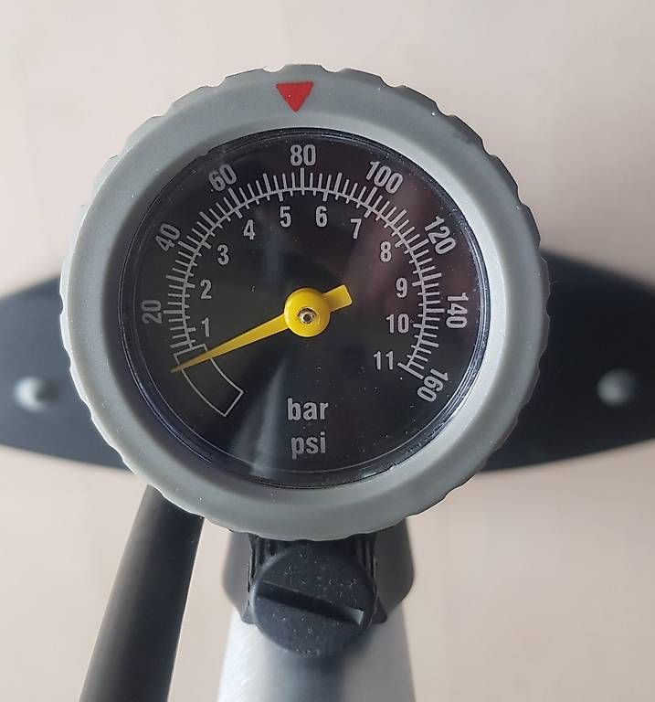 Pompe: Pompe à vélo – Usato da Genève venduto da Flo500 2