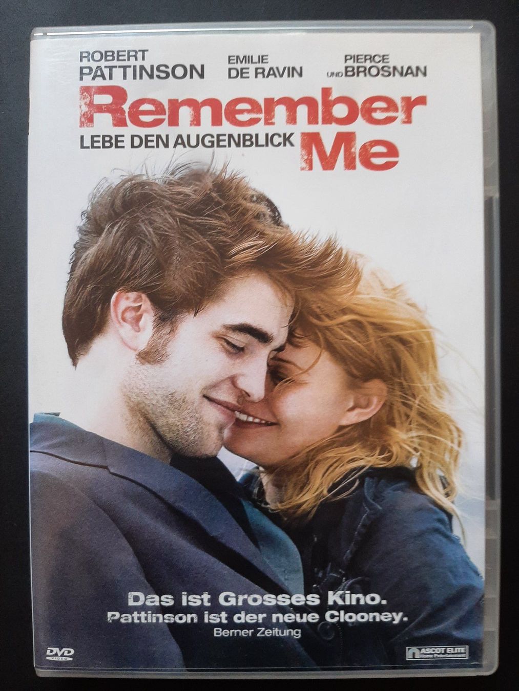 Tutti i DVDs: DVD "Remember Me/Lebe den Augenblick", mit Pierce Brosnan – Usato da Basel venduto da DavidAusBasel