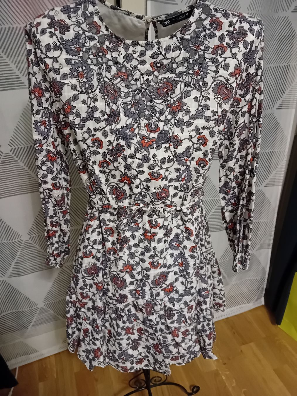 Zara Vestiti: kleid von Zara gr M – Nuovo (secondo la descrizione) da zürich venduto da janjaz 4