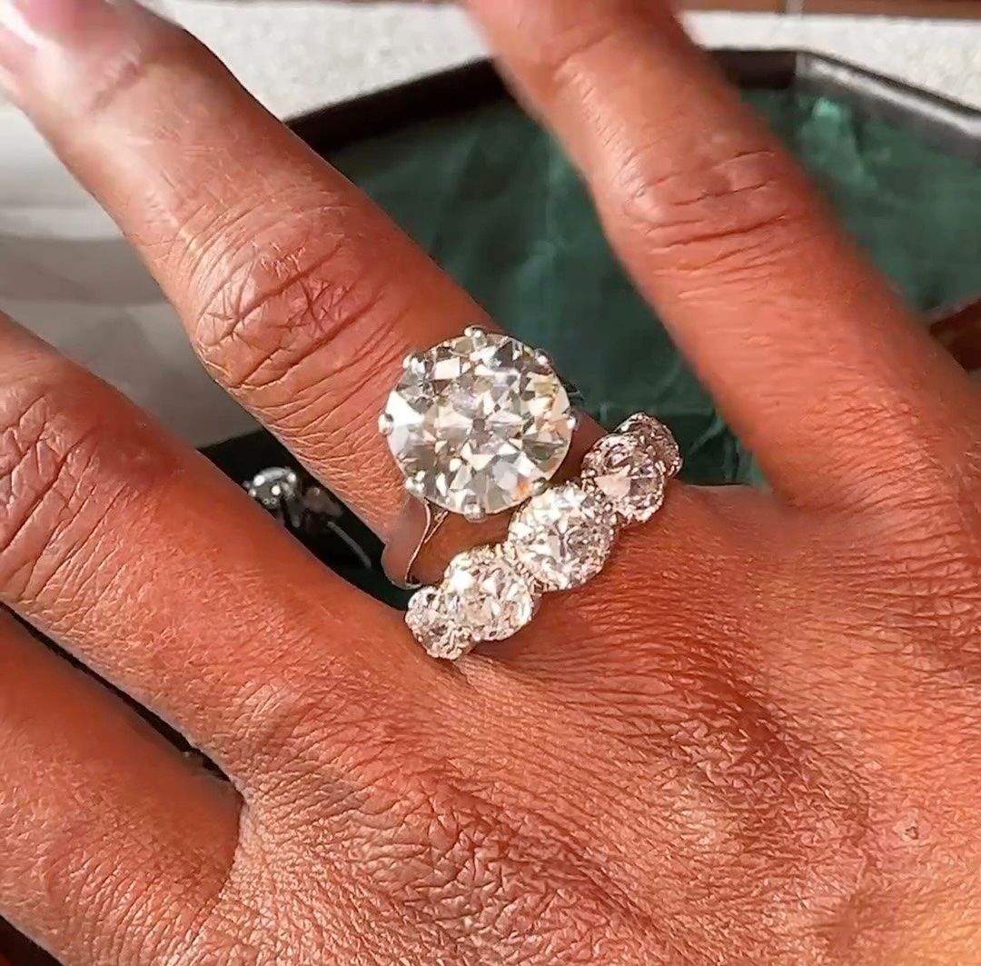 Anelli: 4.04ct Five Stone Victorian Halfhoop Diamond Ring – Usato da Embrach venduto da estzeh1