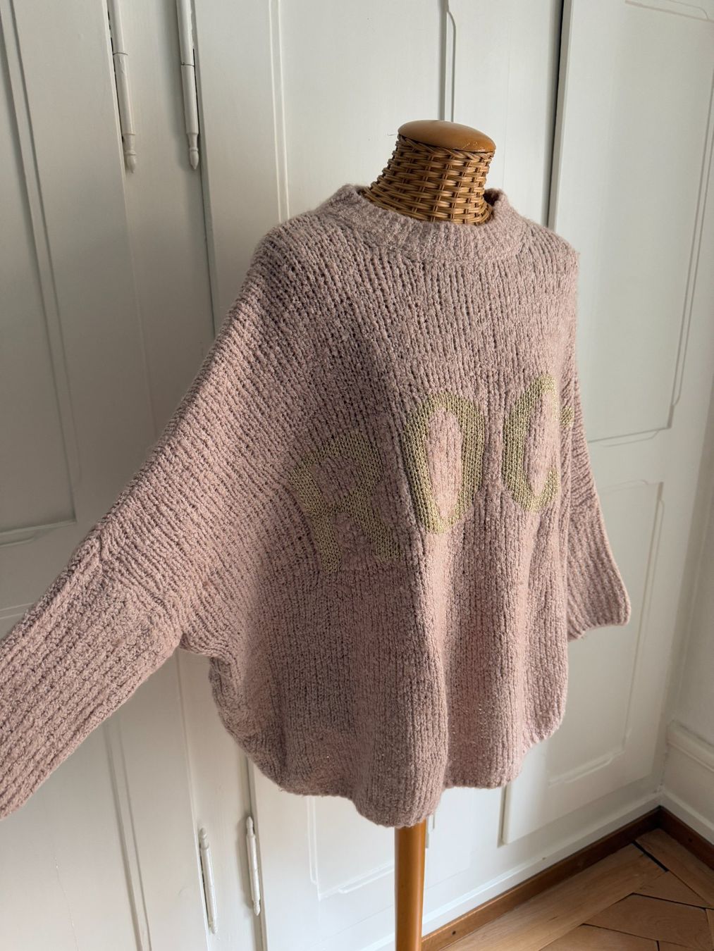 Pullover & Sweatshirts: AROMA - Strickpullover beige-rosé oversized XL – Gebraucht aus Zürich von Diazaio 1