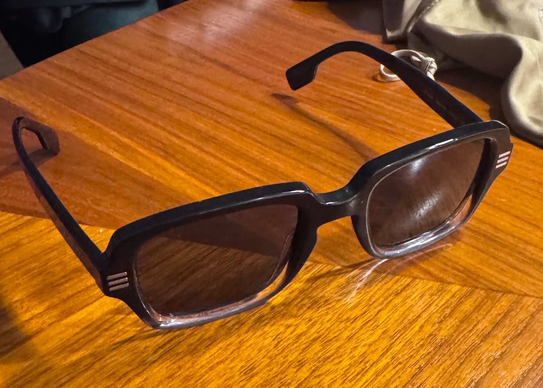 Burberry Brillen & Gläser: Burberry Eldon BE4349 – Neu (gemäss Beschreibung) aus Zürich von futbolstar 5