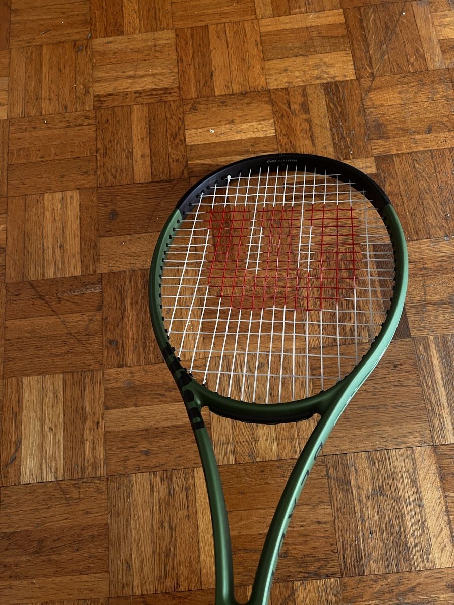 Wilson Raquettes: WILSON TENNISCHLÄGER  – D'occasion à Küsnacht ZH par lau_8qc2 3