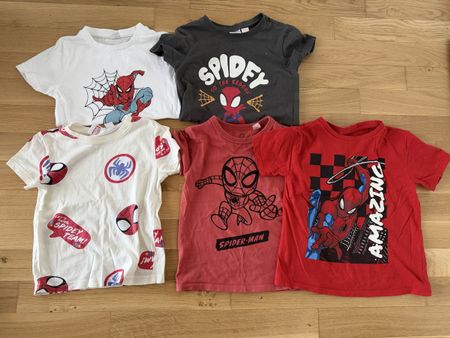 5 Kinder T-Shirts Spiderman Grösse 110/116