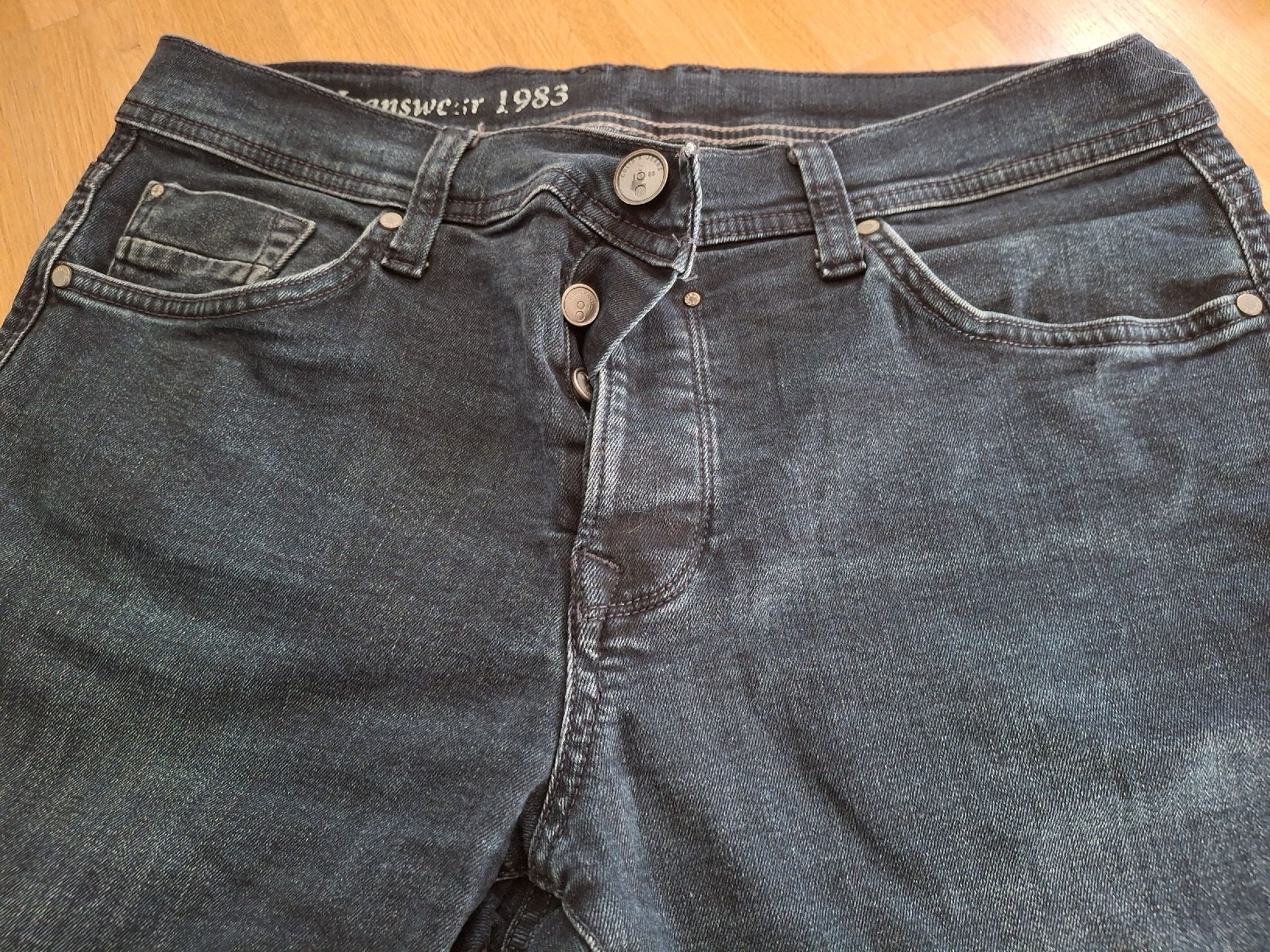 Jeans: Jeans – Nuovo (secondo la descrizione) da Uhwiesen venduto da Berna1952
