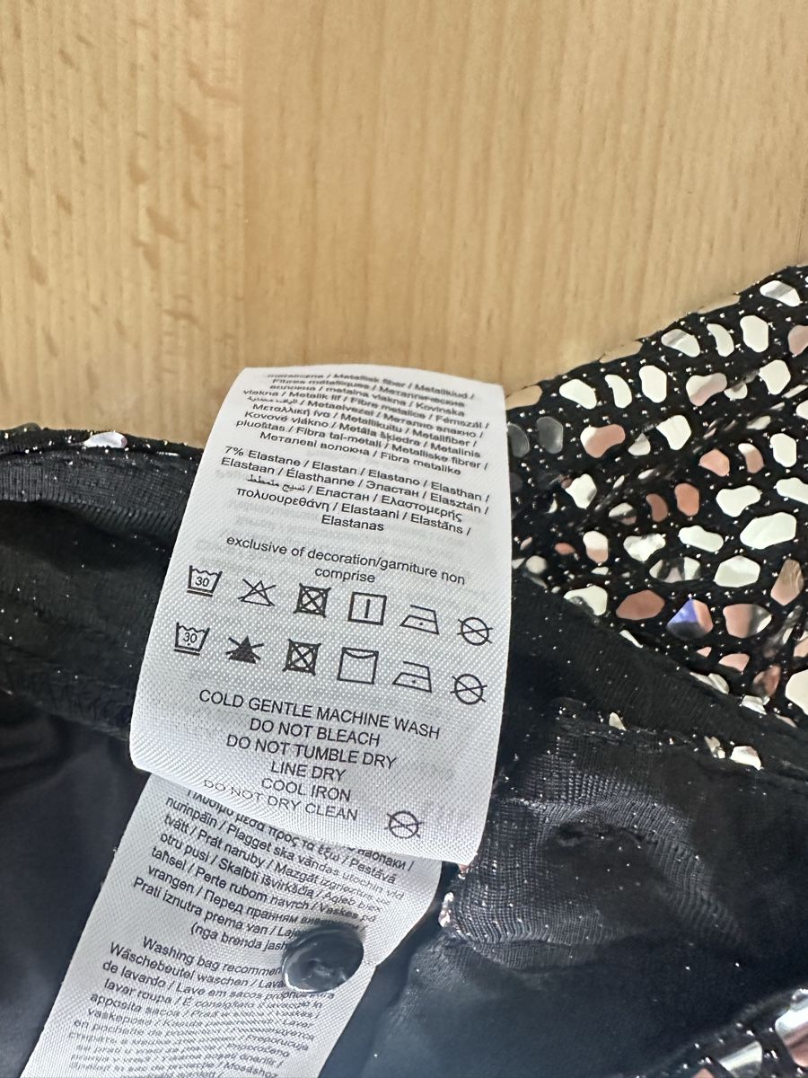Only Pantaloni: Glitzer Hosen von Only, Grösse XS – Nuovo (secondo la descrizione) da Lampenberg venduto da Graziella_ 2