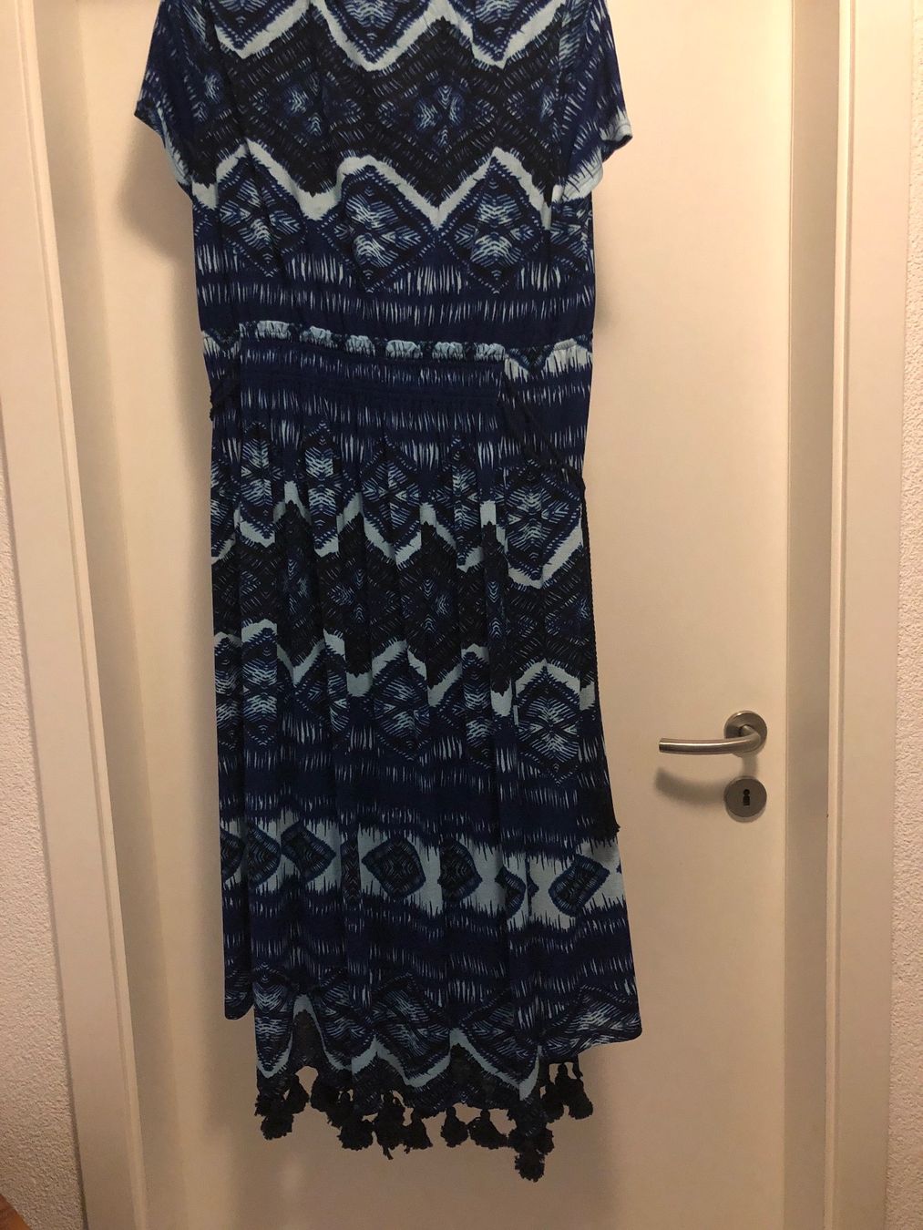 Steffen Schraut Vestiti: Steffen Schraut wunderschönes Kleid LP 320.- – Nuovo (secondo la descrizione) da Buchs-ZH venduto da Frauenkleidermarkt 5