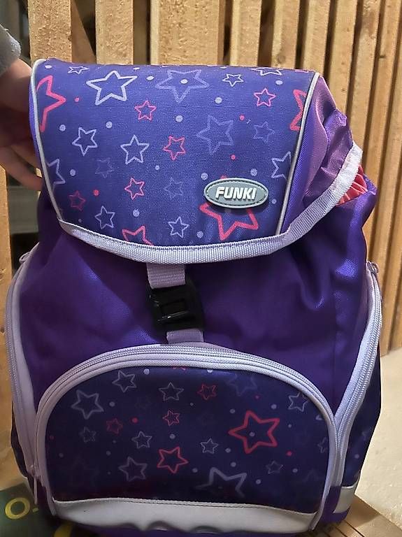 Sacs & sacs à dos: Schulrucksack Mädchen – D'occasion à Ittigen par tij_dvs7 2