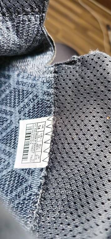 Chaussures garçon: Wanderschuhe LOWA – Neuf avec emballage d'origine à Tägerwilen par cognac1 1