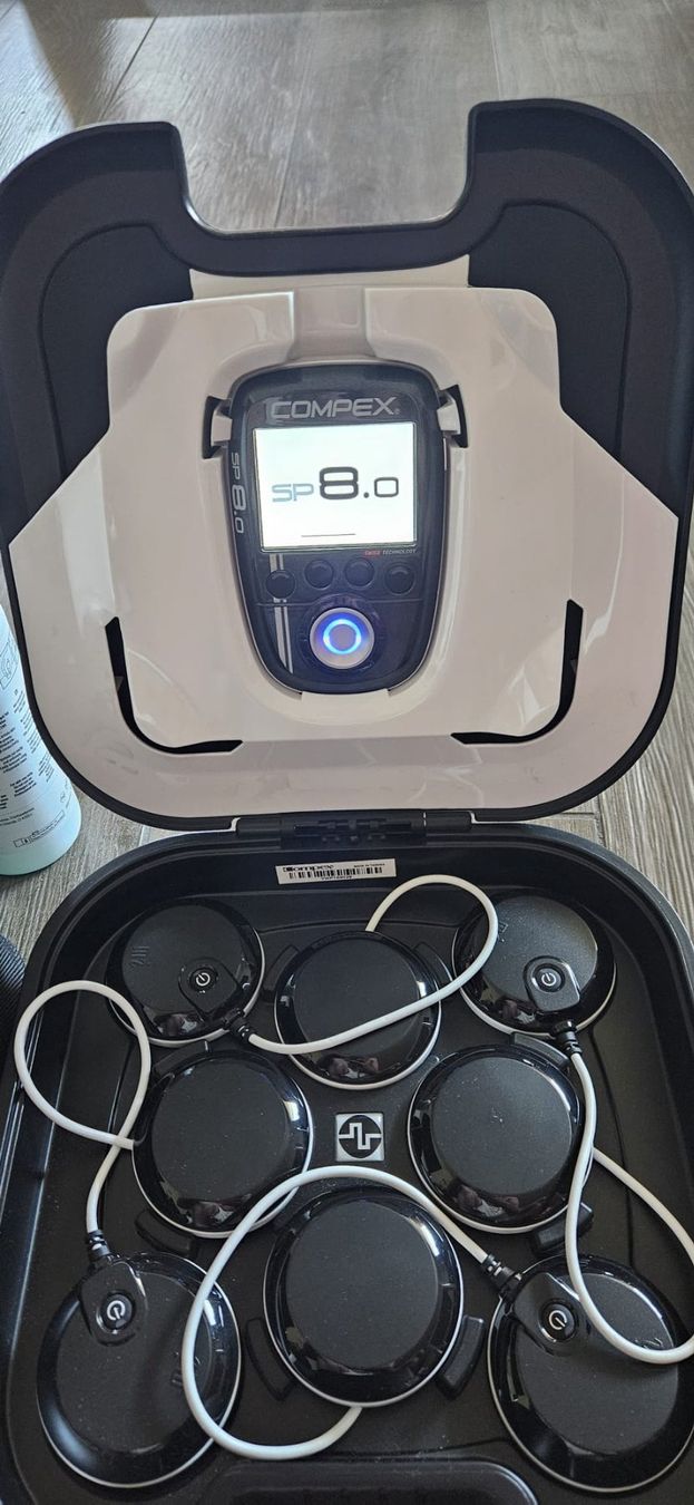 Compex Dispositivi per massaggi: Compex SP 8.0 Wireless - Pack complet - Comme neuf – Nuovo (secondo la descrizione) da Vevey venduto da didjio 2