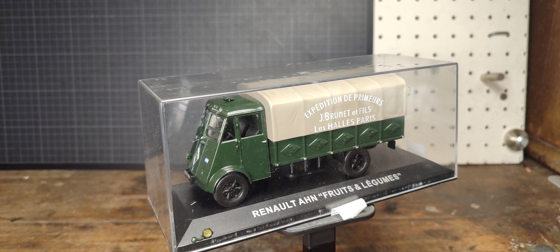 Modellini d'auto: Wunderschönes Renault Modellauto – Usato da Gelterkinden venduto da MYSTOREFORYOU4460 2