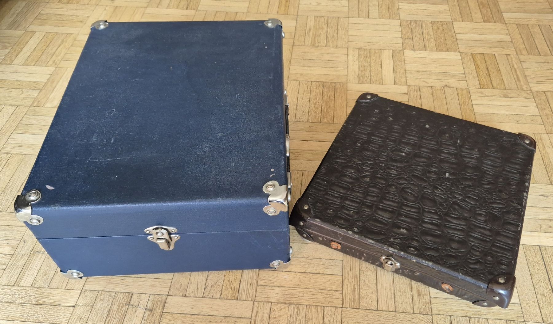 Tourne-disques: Gramophon mit Schellackplatten – D'occasion à Au ZH par Nostronomo 6
