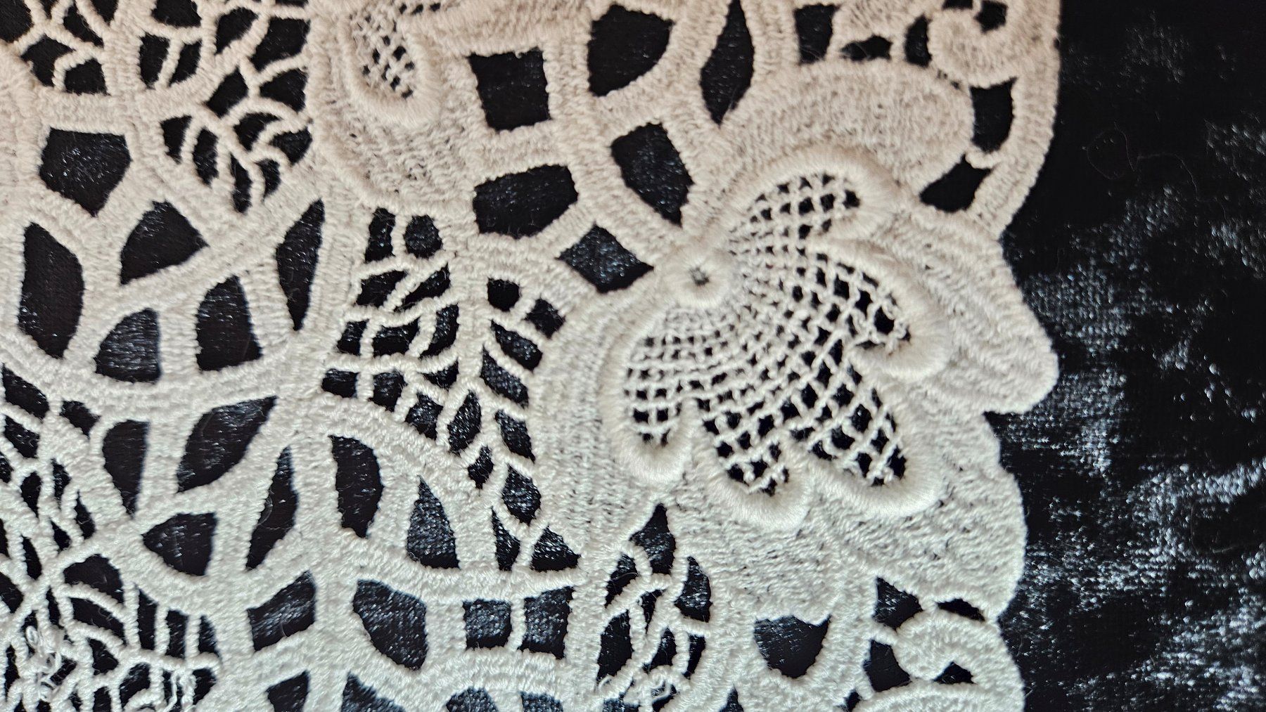 Sottobicchieri: Edles Spitzendeckeli, neuwertig, Ecruweiss 35x22 cm – Usato da Gossau ZH venduto da LeoniesDeko 5