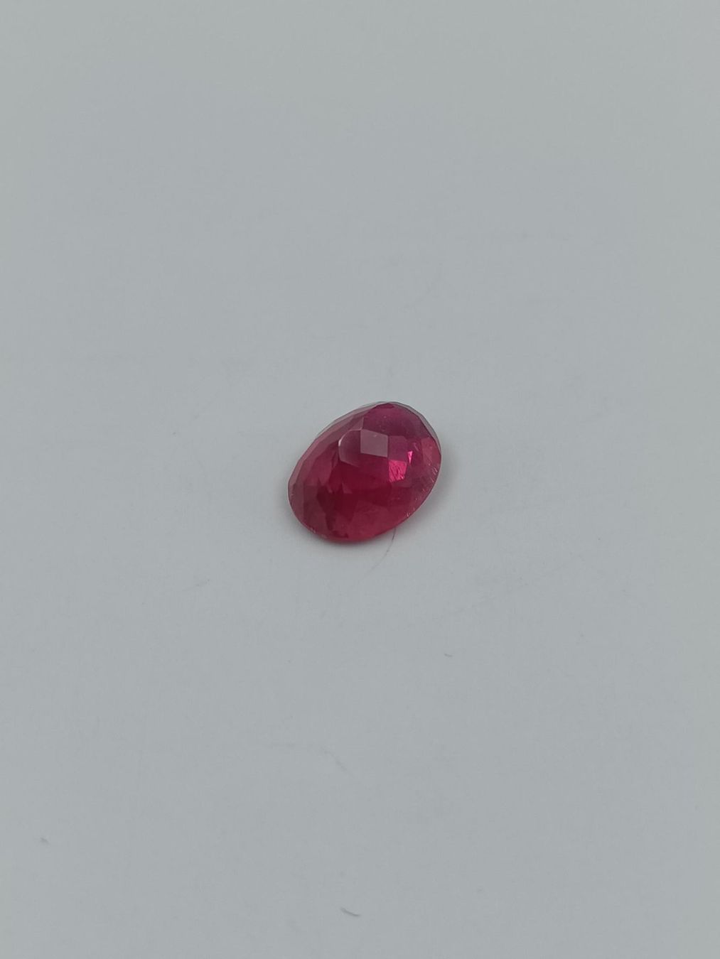 Pietre preziose: 1 PINKER OVALER TURMALIN, 8.500 CT. – Usato da Luzern venduto da EdiGem 7
