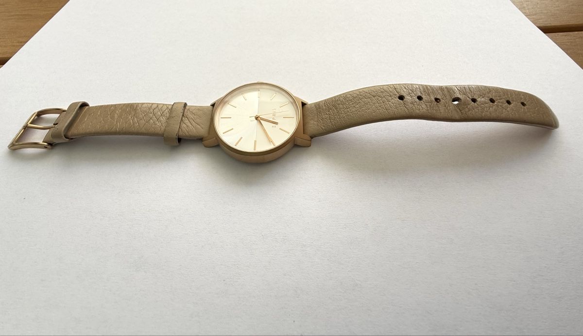 Esprit Uhren: Elegant Esprit Damen Uhr - Rose Gold – Gebraucht aus Lausen von Albprint