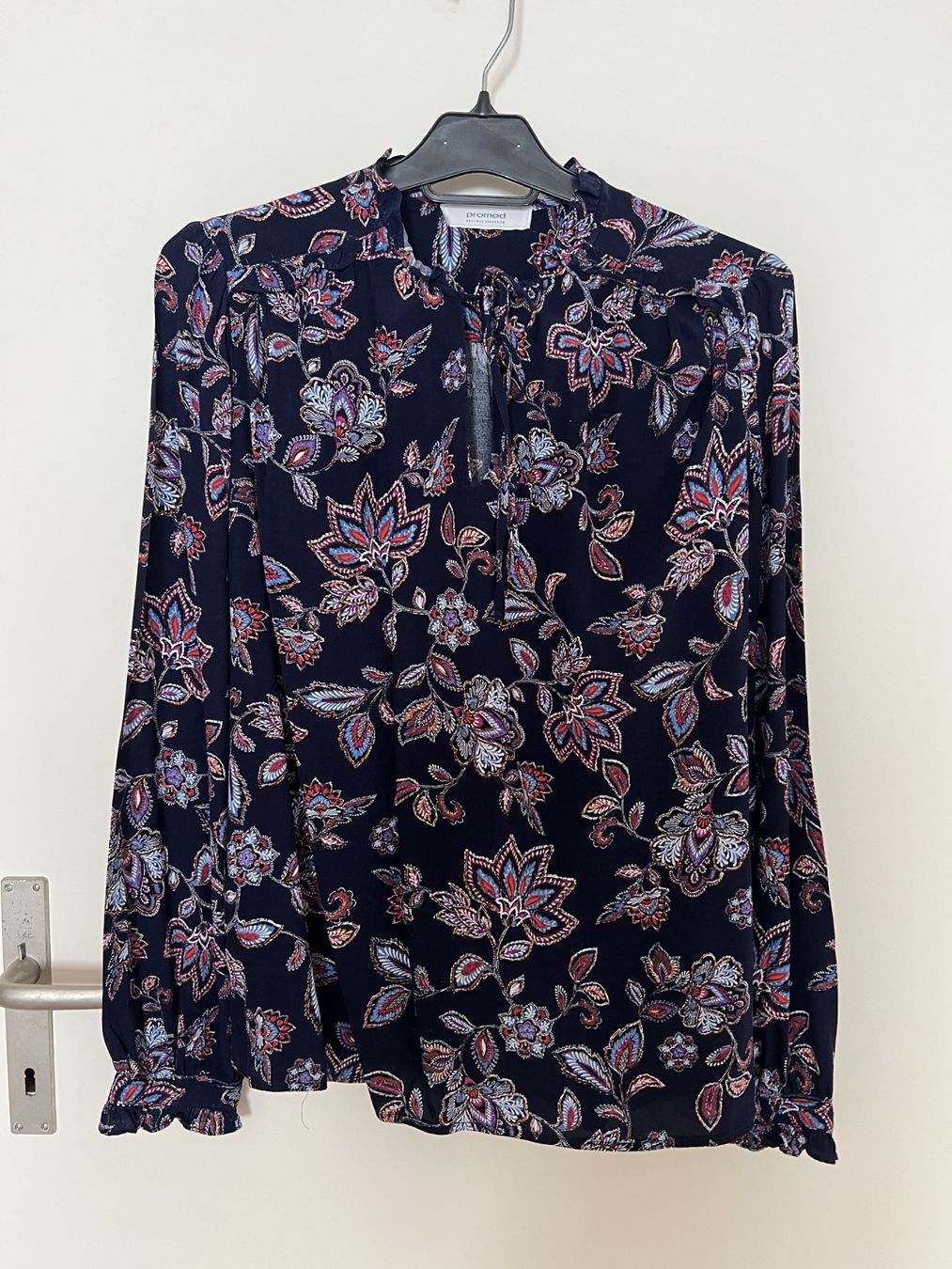 Promod Camicette: PROMOD Flowers Blouse CH 34 – Usato da Horgen venduto da linuxrp