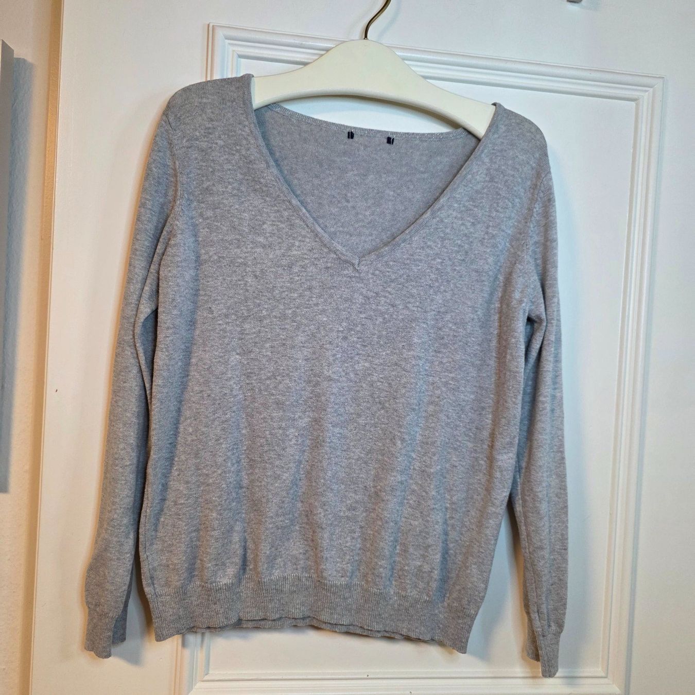 Maglioni & Felpe: Grauer Pullover M basic klassisch bequem – Usato da Wald ZH venduto da CapLux 6