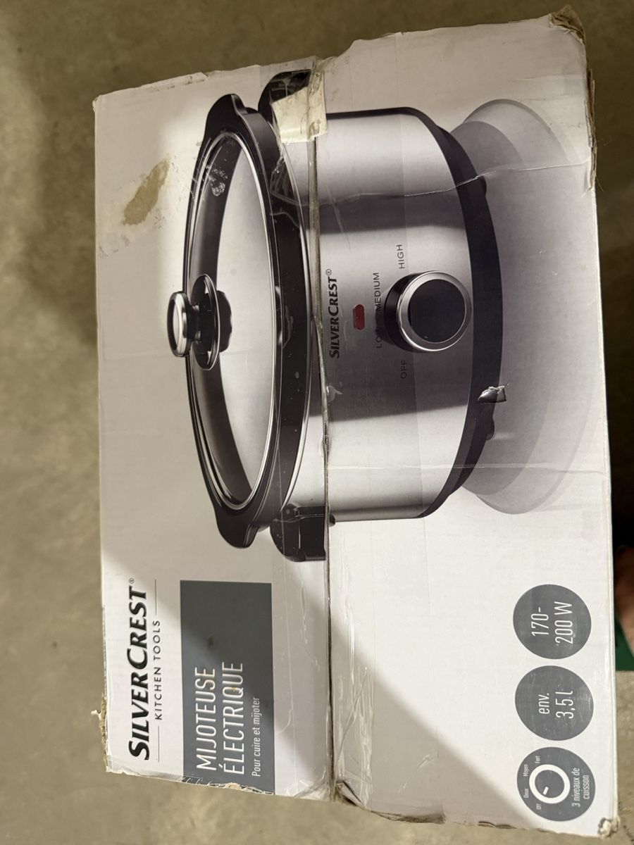SilverCrest Appareils de cuisine: Mijoteuse électrique Silver Crest 3,5L neuve – Neuf avec emballage d'origine à Prilly par phi_rvs5