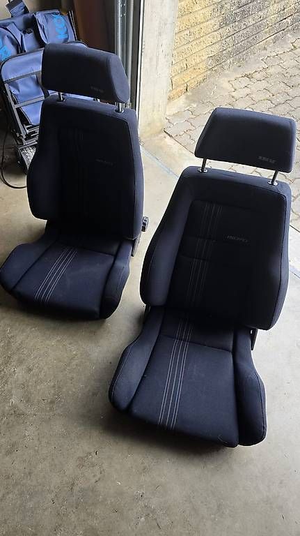 Recaro Tutti pezzi di ricambio auto: A vendre Recaro LS Golf 2 Edition one 16v – Usato da Denges venduto da garf1eld 3
