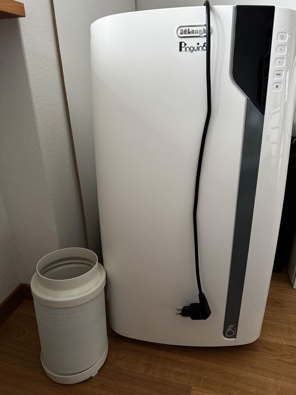 Condizionatori: DeLonghi PAC EX105 A+++ Mobiles Klimagerät – Usato da Uster venduto da GamesAndStuff