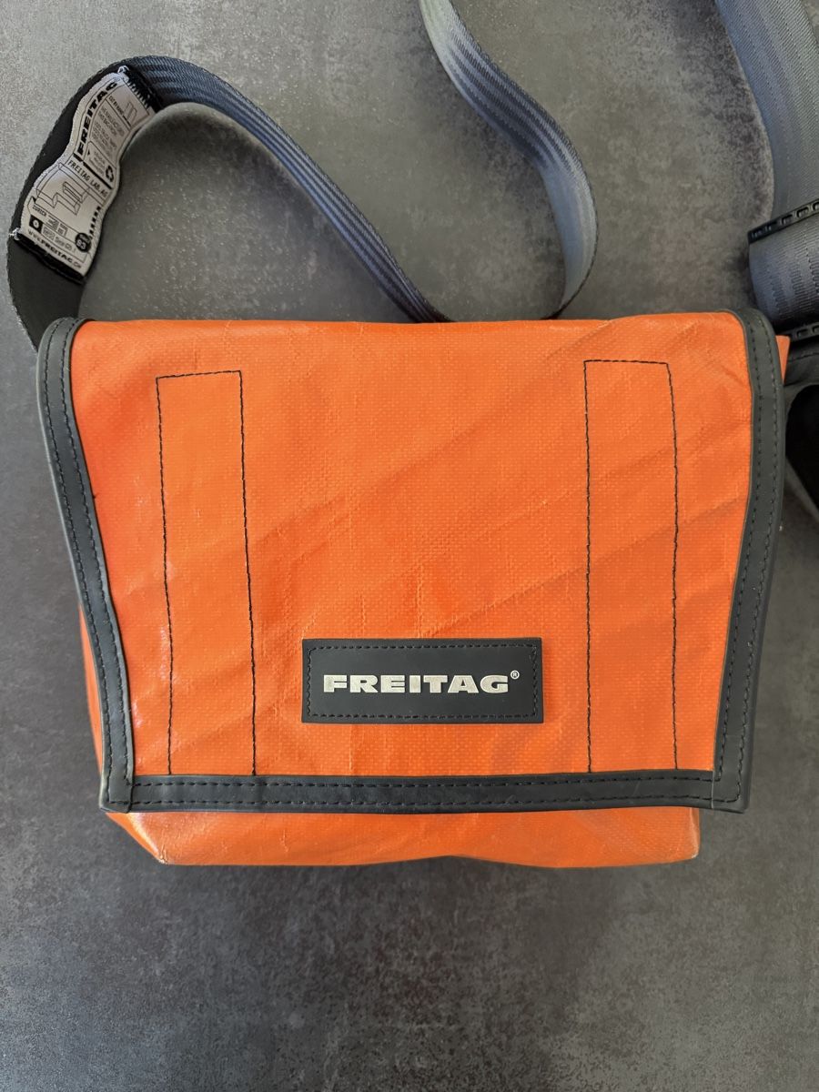 Freitag Borse: Sac Freitag F11 Lassie orange – Usato da Aproz (Nendaz) venduto da zeavendre