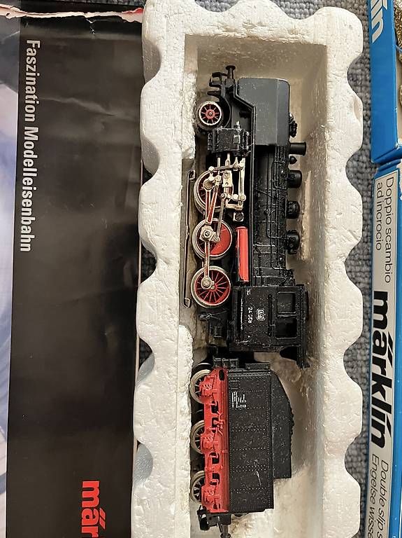 Märklin Modellini di ferrovie: Märklin: Loks, Wagen, Trafo – Usato da Münchwilen TG venduto da YAN_5ffl