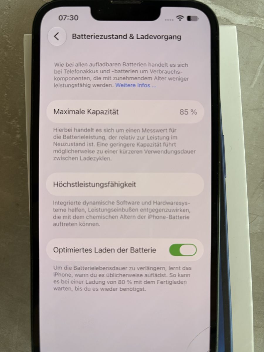 Apple Portables: Iphone 13  – D'occasion à Birsfelden par Joel-94 2