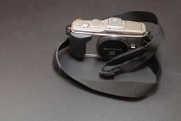 Olympus E-P3 mit OVP,  sehr schön, ohne Objektiv