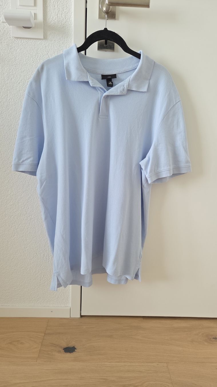 H&M Magliette Polo: H&M Poloshirt Grösse L hellblau – Nuovo (secondo la descrizione) da Untersiggenthal venduto da utr_6m5b