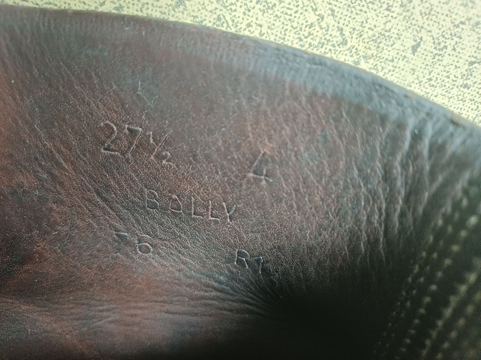 Schweizer Armee Herrenschuhe: Armeeschuhe Grösse 42 Breite 4 Schweizer Armee – Gebraucht aus Ebersecken von Napf08 6