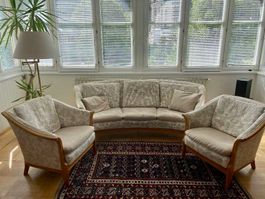 Sofa mit 3 Sesseln - elegant & bequem 🛋️