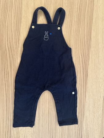 Latzhose dunkelblau Grösse 6 Monate / 67 cm