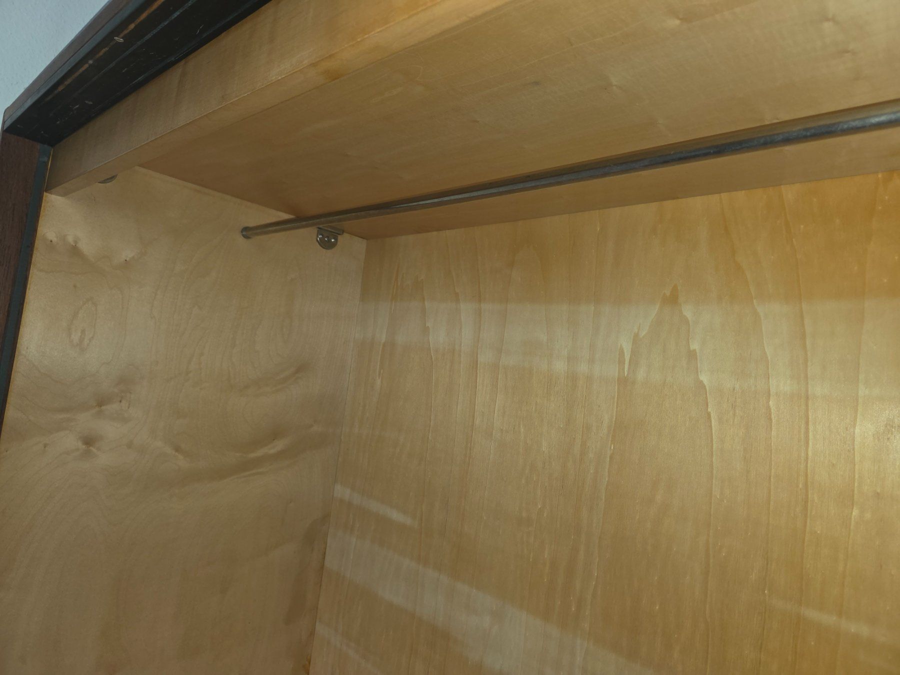 Armadi: Dieter Wäckerlin Schrank – Usato da Laufen venduto da Art-Galery-Squirrel 5