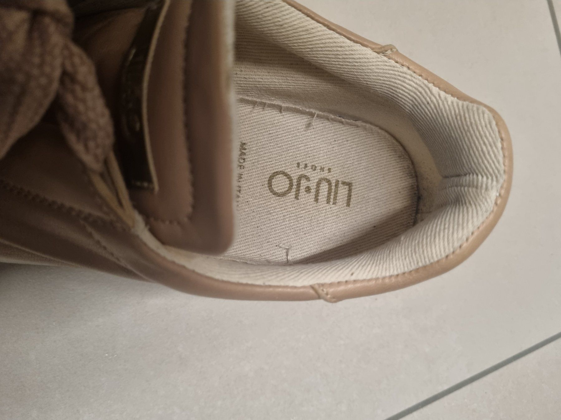 Liu Jo Damenschuhe: Sneakers Liu Jo Gr 39 – Gebraucht aus Frick von Geheim007 3