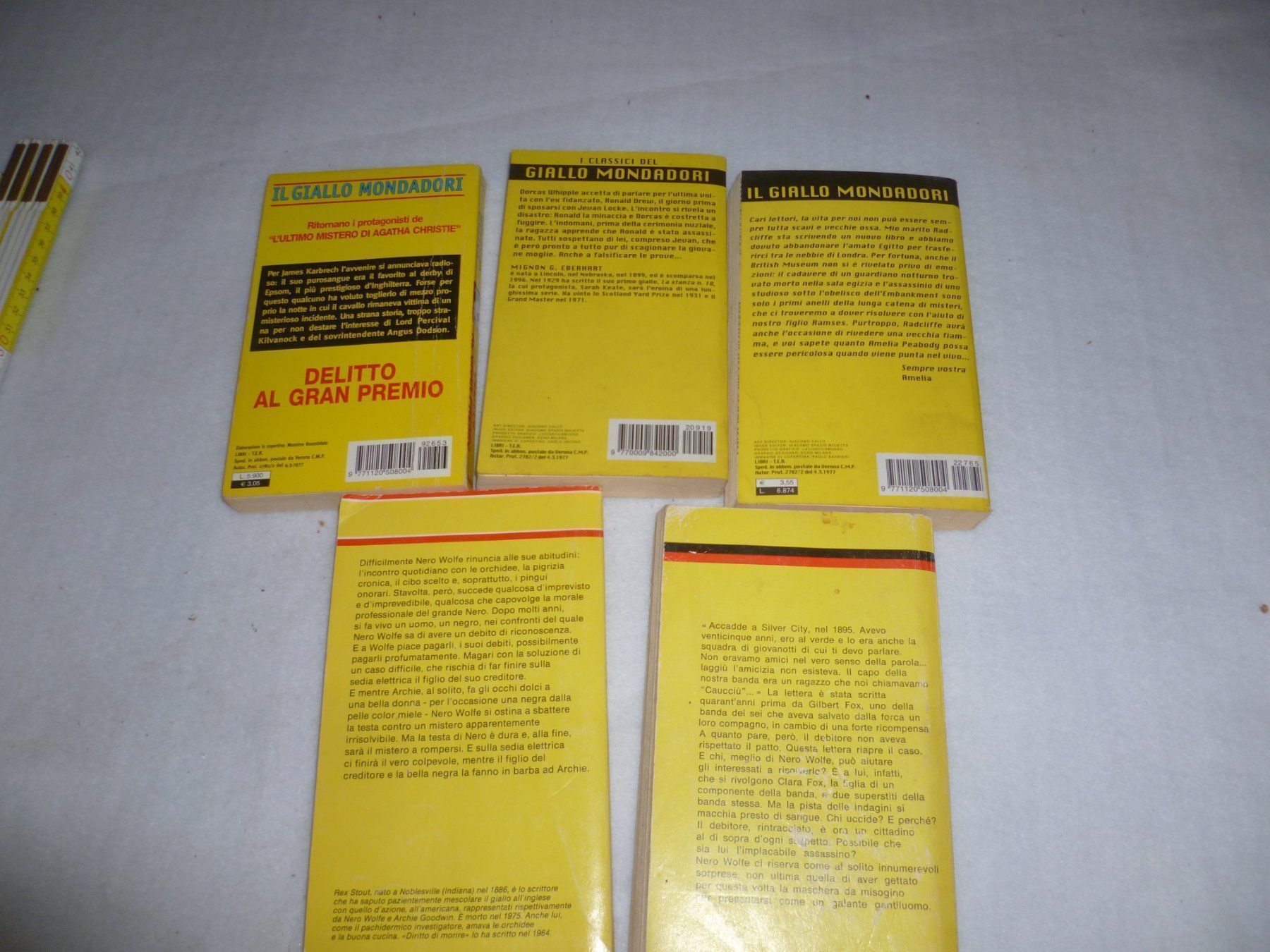 Libri: 10 LIBRI GIALLO MONDADORI – Usato da Zeiningen venduto da elcanaja 3