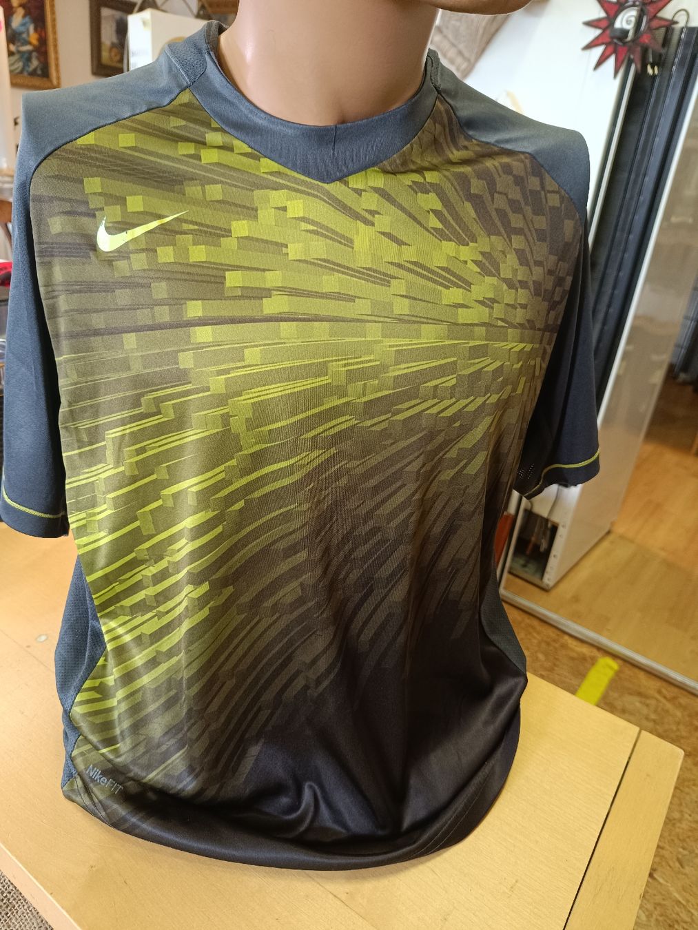 T-Shirts: A3 – Gebraucht aus Künten von Schnaepplihuus