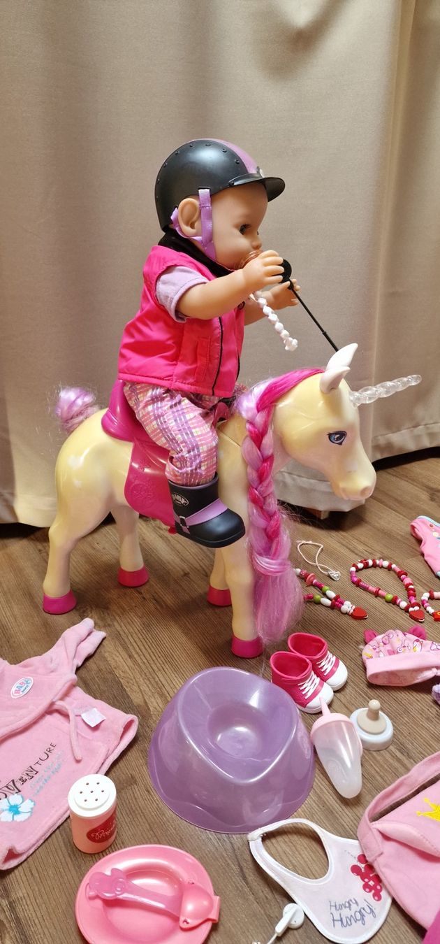 Bambole: Puppe mit Einhorn – Usato da Schiers venduto da rom_ch7g 1