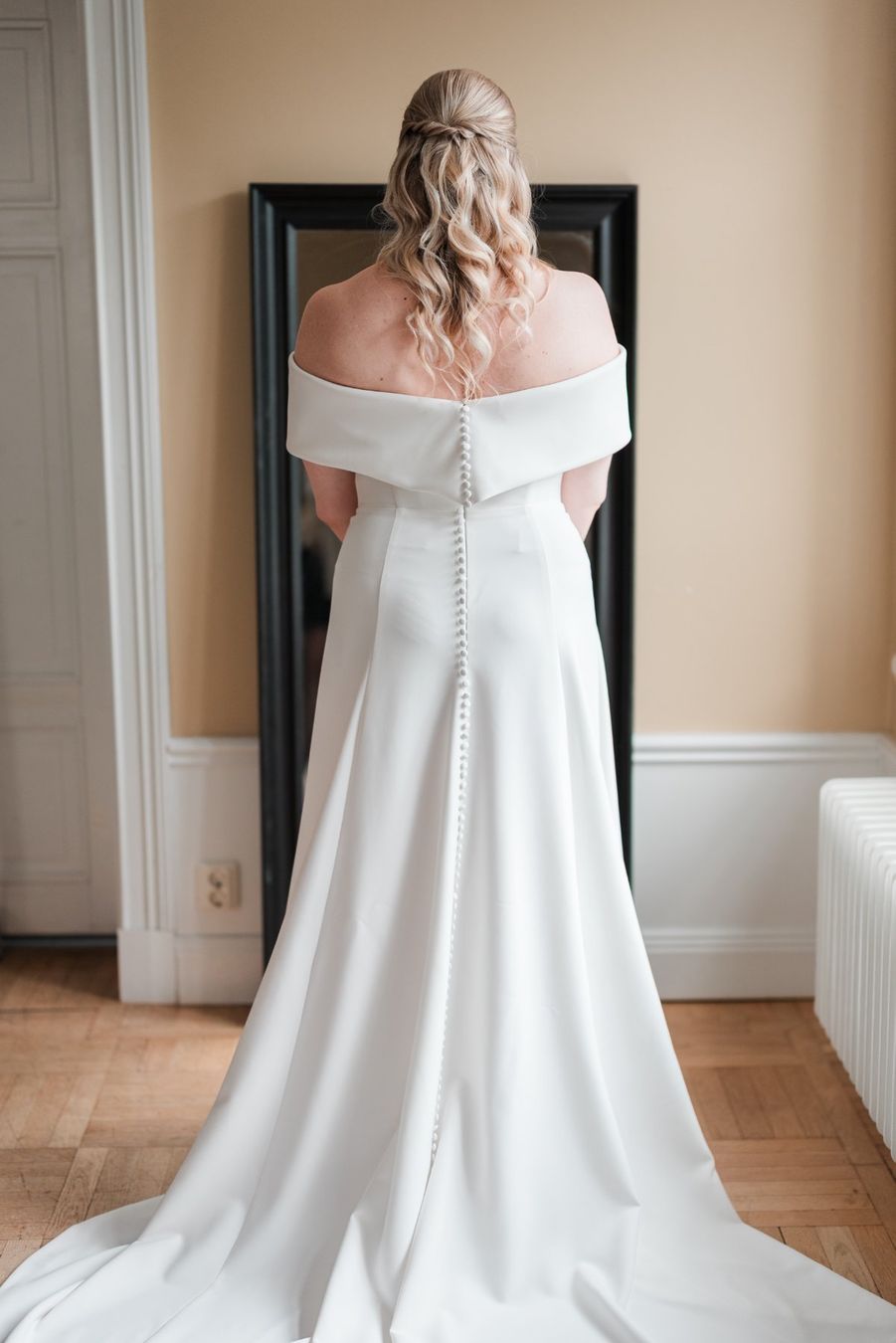 Vestiti: Secondhand Brautkleid Eva Lendel "Poema", Grösse 46 – Usato da Brunnen venduto da Herzig-Brautmode 3