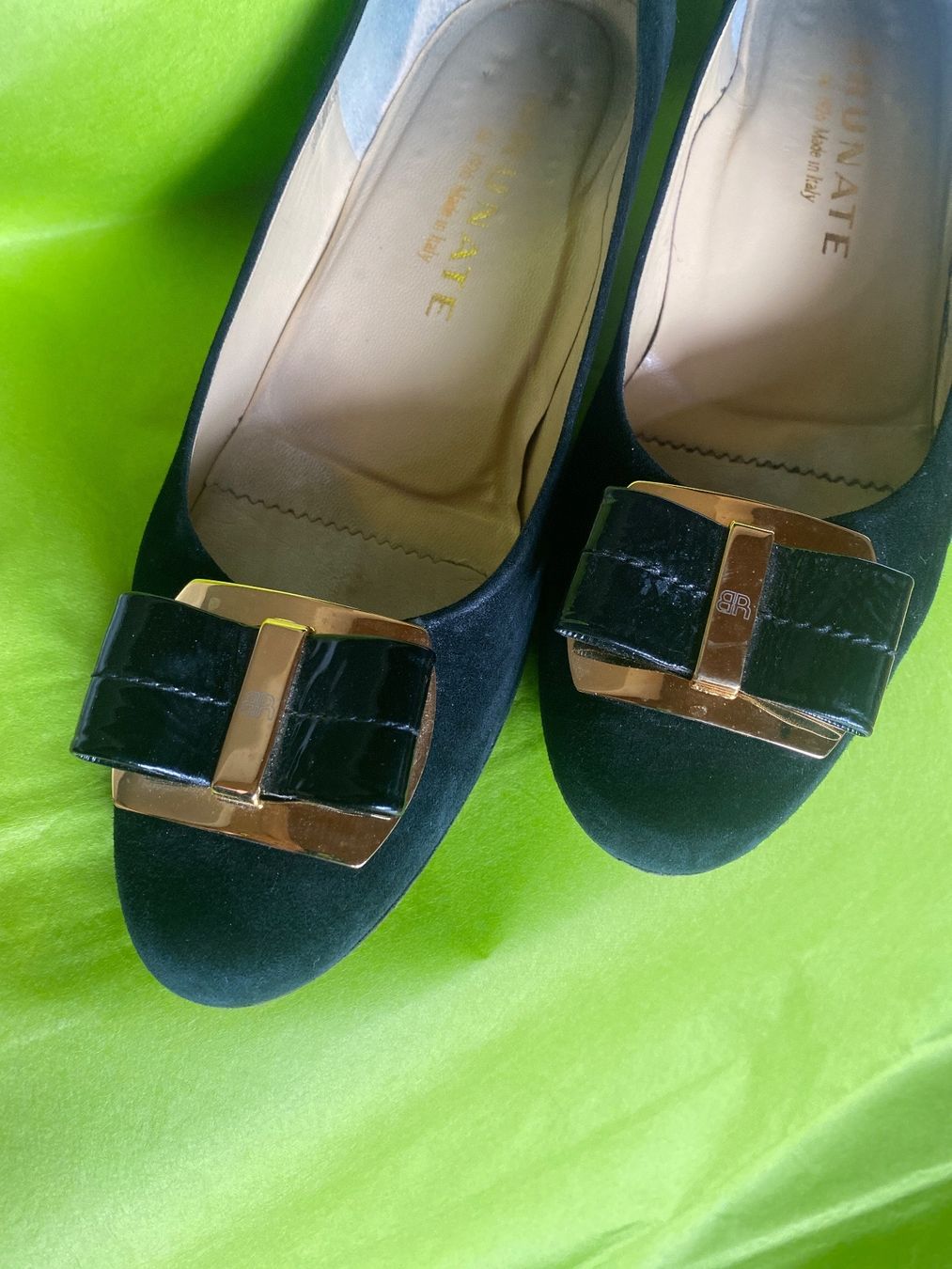 Brunate Damenschuhe: Brunate schöne Veloursleder Pumps, Gr. 39 – Gebraucht aus Pfäffikon SZ von Anita8808 1