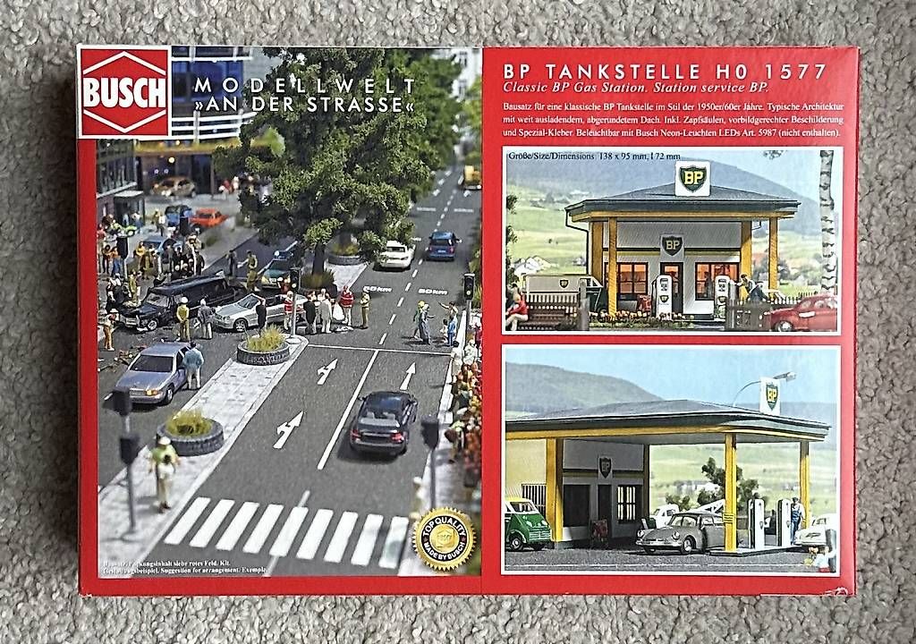 Modellini di ferrovie: Orginalverpackt - BP Tankstelle H0 1577 – Usato da Niederscherli venduto da Spi_re