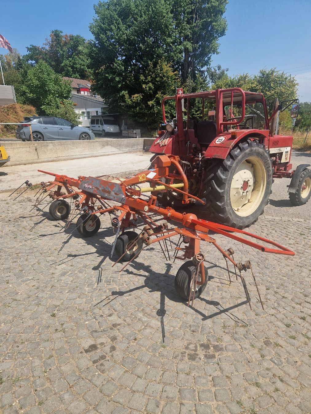 Alle Maschinen: Kuhn Kreiselheuer GF 4201MH – Gebraucht aus Ortschwaben von Biroma75 1