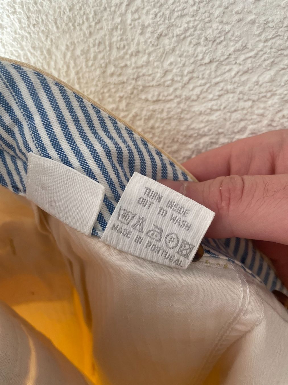 Gant Pantaloni: Gant light yellow chino size 50 – Usato da Lausanne venduto da amaury.h 3