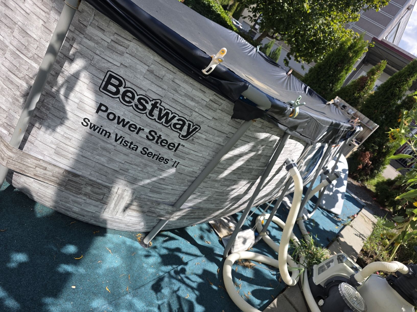 Bestway Piscine: Pool mit Filterpumpensystem – Usato da Wigoltingen venduto da Zuckerfee84 4