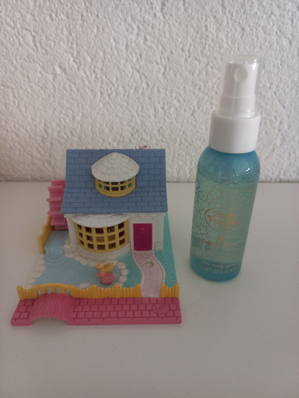 Polly Pocket Jouets: Polly Pocket 1994 + spray essence – D'occasion à Le Landeron par Liline89