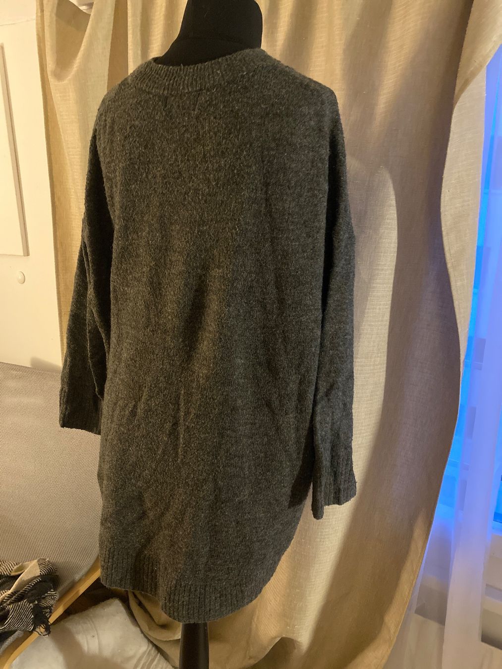 Only Pulls & Sweat-shirts: Pullover grau Only – D'occasion à Horgen par Aimee86 2