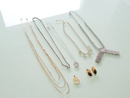 Lot de bijoux fantaisie vintage 