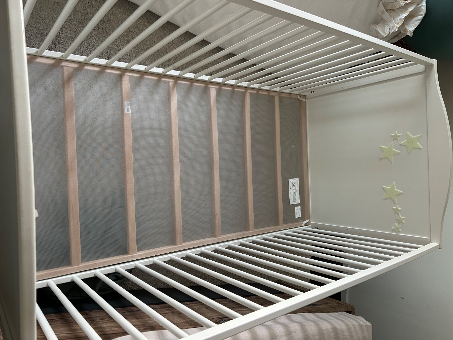Ikea Letti: Gitterbett mit Rollen – Usato da Basel venduto da Kunststueckl.