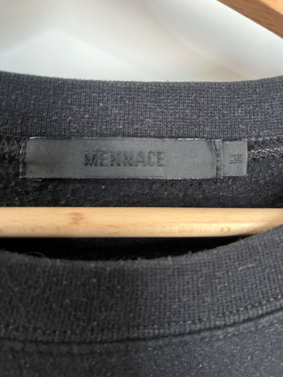 Maglioni & Felpe: Mennace Sweater Grösse M Schwarz mit Print – Usato da Frauenfeld venduto da jon_dlt7 2