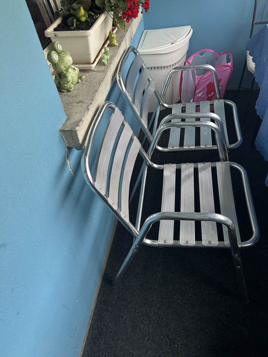 Chaises: Stühle  – D'occasion à Basel par Krisztina.na